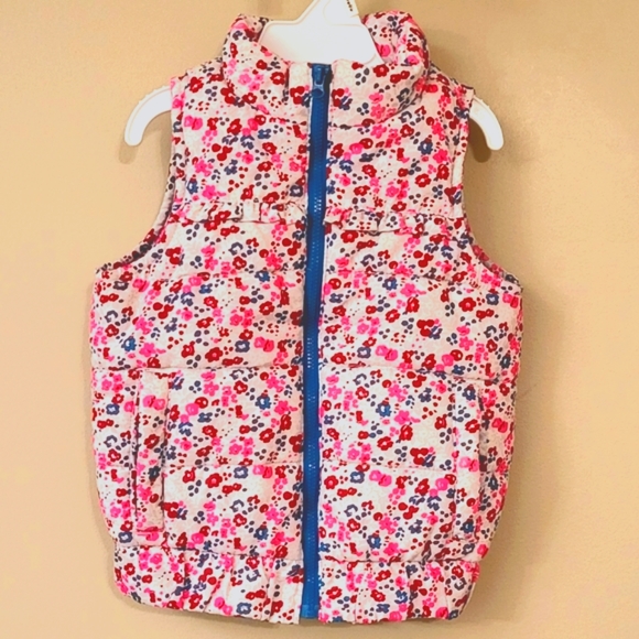 Adorable small floral print puffer vest - Picture 1 of 4